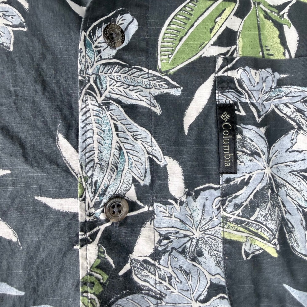 Columbia Men L Blue‎ Gray Short Sleeve Button Up Shirt Tropical Fish Floral - Picture 10 of 11